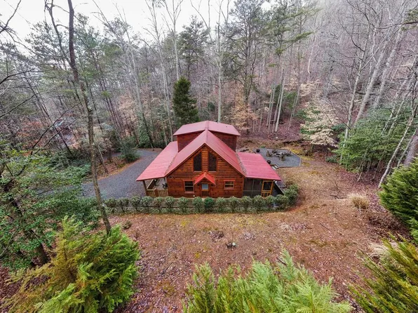 350 Sawyers Cv, Murphy, NC 28906