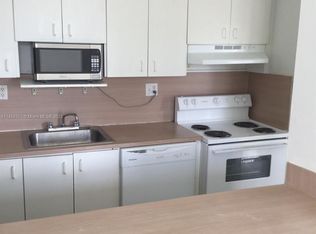 7400 W 20th Ave APT 420, Hialeah, FL 33016
