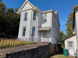 495 Broad St, Washington, PA 15301