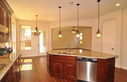 4th image of 5048 Heritage Oaks Dr