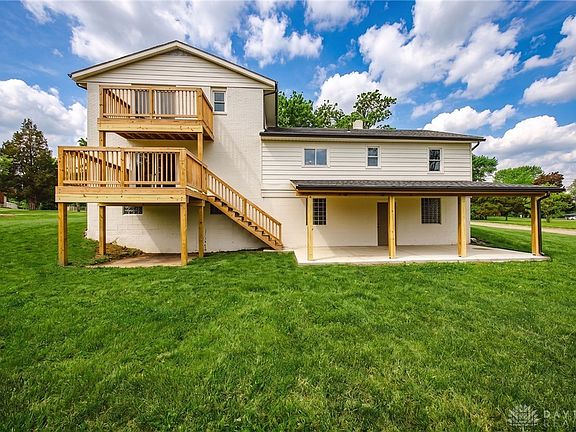 2nd image of 5386 Mosiman Rd