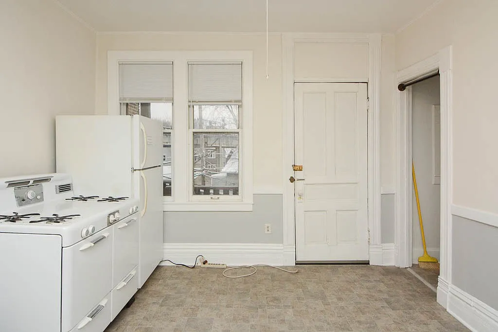 1 bed, 1100 sqft, $2,100 — Photo 1