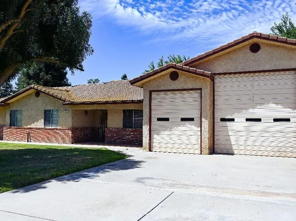 252 N Westberry Blvd, Madera, CA 93637