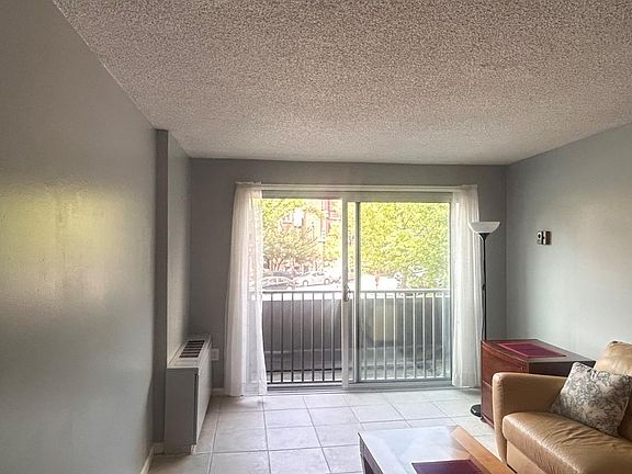 5th image of 1239 Vermont Ave NW APT 204