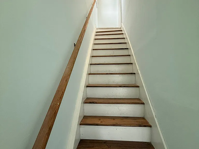 832 Hussa St #2 — Photo 3