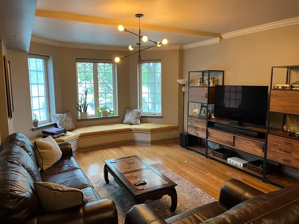 300 W 5th St, Charlotte, NC