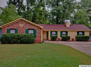 1027 Sandy Springs Rd NW, Huntsville, AL 35806