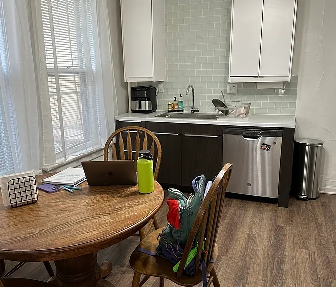 211 W Gilman St #1E — Photo 8