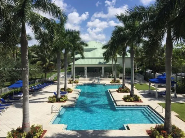 5300 NW 87th Ave #1302, Doral, FL 33178