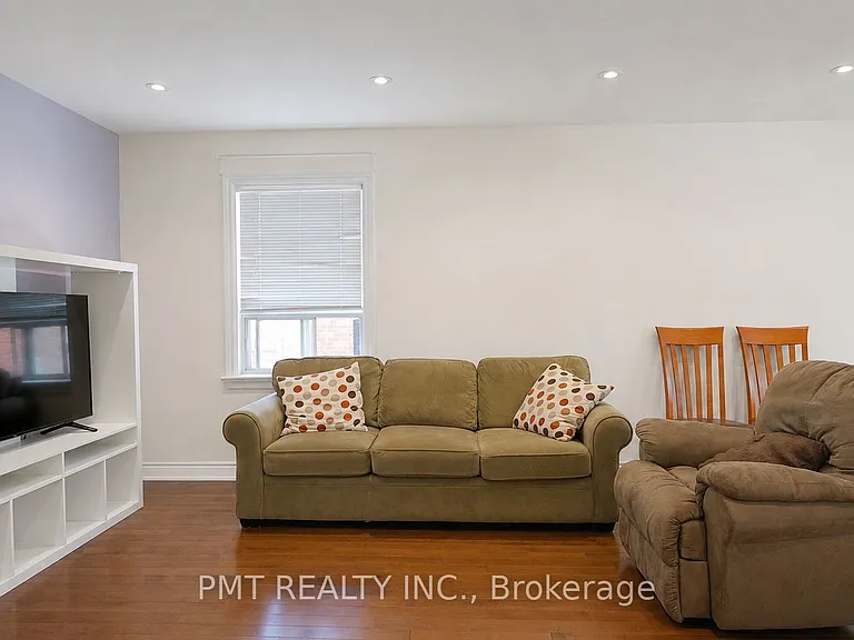 59 Mitcham Dr — Photo 11