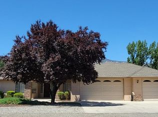 30041 Niblick Ln, Tehachapi, CA 93561