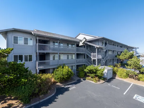 701 NW Coast St APT 303, Newport, OR 97365