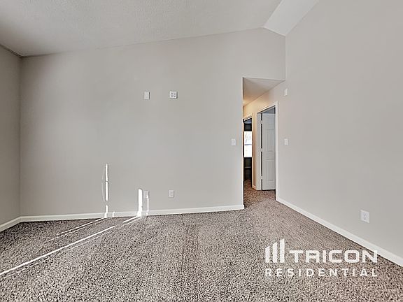 4th image of 7636 Orchard Village Dr