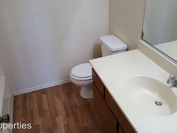 4th image of 3137 W 139th St APT 317