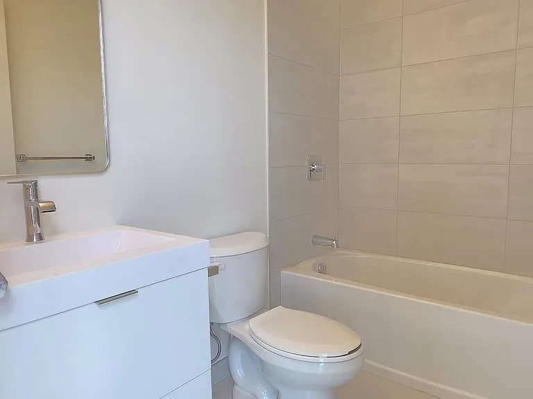 33 Erie Ave #1801 — Photo 19