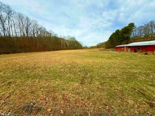 407 Beech Hollow Rd, Bridgeport, WV 26330