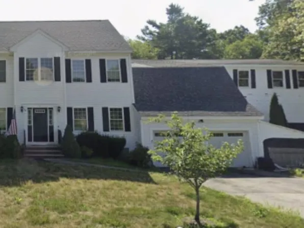 54 S. Main Street, Newton, NH 03858