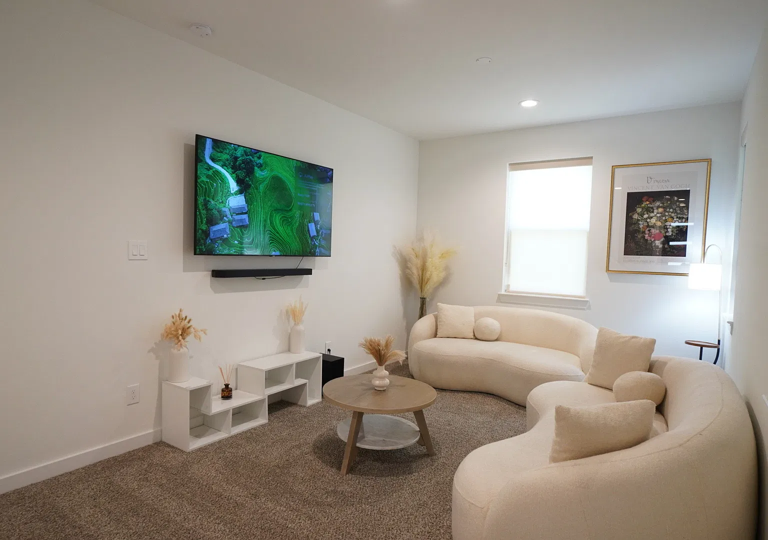 1 bed, 2290 sqft, $1,550 — Photo 2