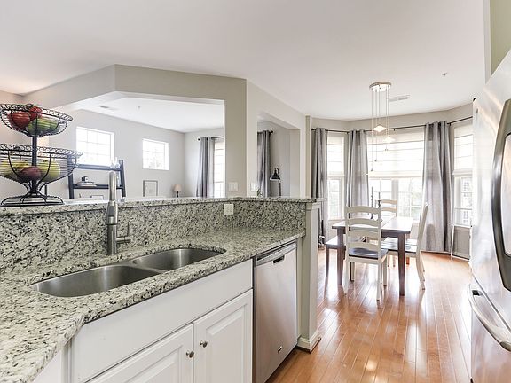 4th image of 6476 Cheyenne Dr Unit 304