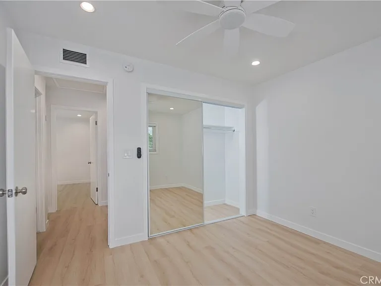 10533 Hillview Ave — Photo 16