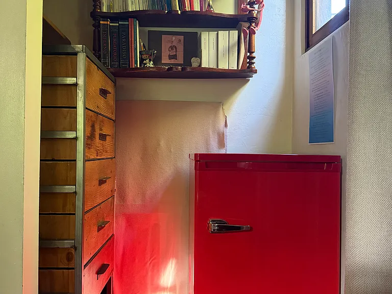 252 S Griffith Park Dr — Photo 23