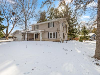 139 Debbie COURT, Waukesha, WI, 53189