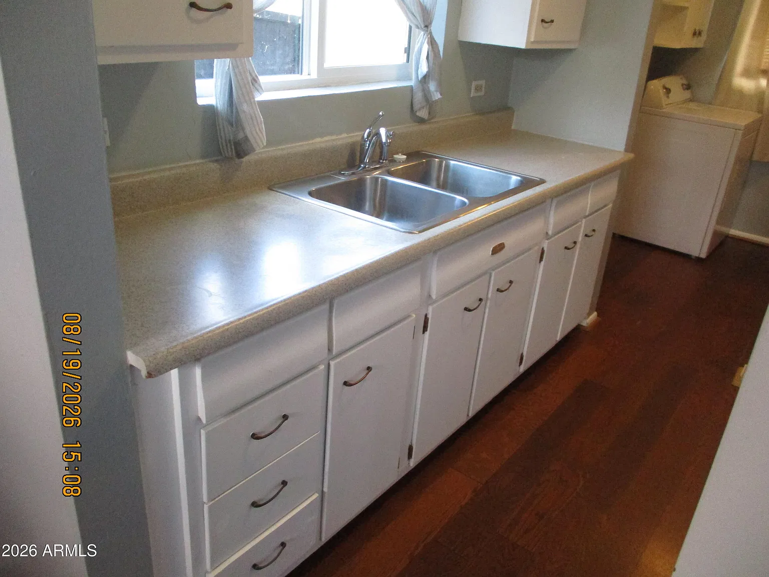 3 bed, 2.0 bath, 993 sqft, $950 — Photo 4