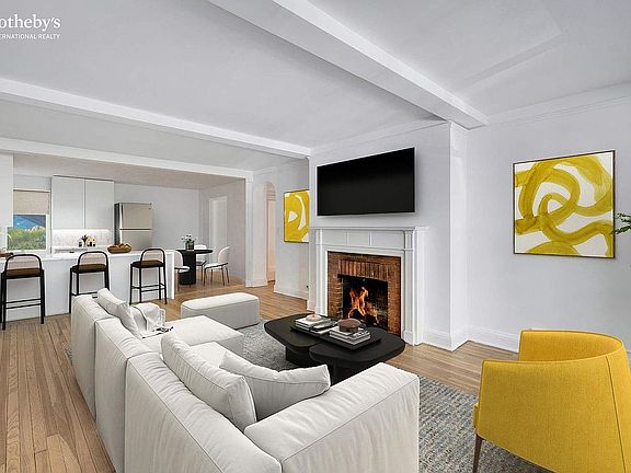 3rd image of 424 E 52nd St APT 2A