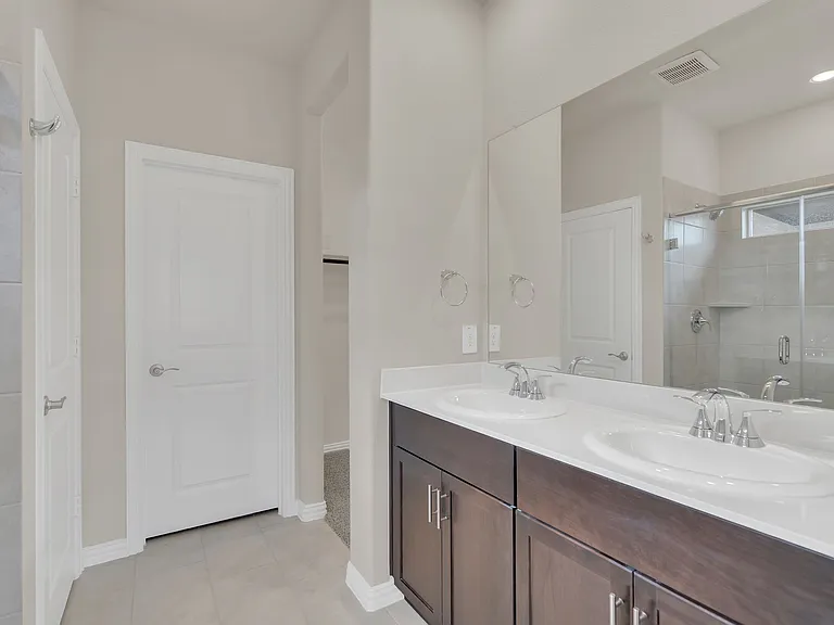 500 Weller Rd — Photo 10