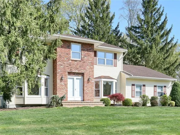 9 Gage Court, Tappan, NY 10983