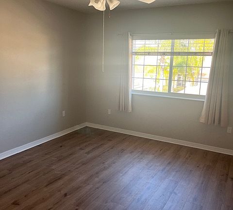 @2nd Bdrm Upstairs