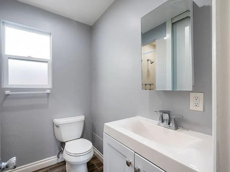 16505 Prairie Ave #16509 — Photo 7