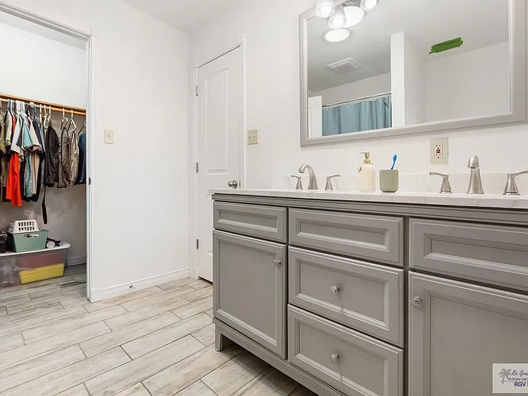 105 Sally Ln — Photo 10