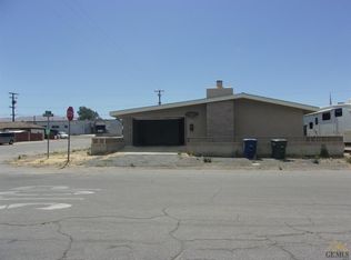 301 Van Buren St, Taft, CA 93268