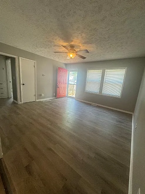 2 bed, 775 sqft, $1,000 — Photo 4