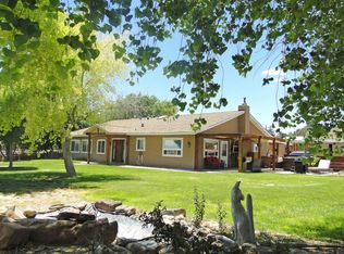 130 Ashley Ln, Corrales, NM 87048