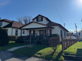8030 Hazelwood Ave, Stonewood, WV 26301
