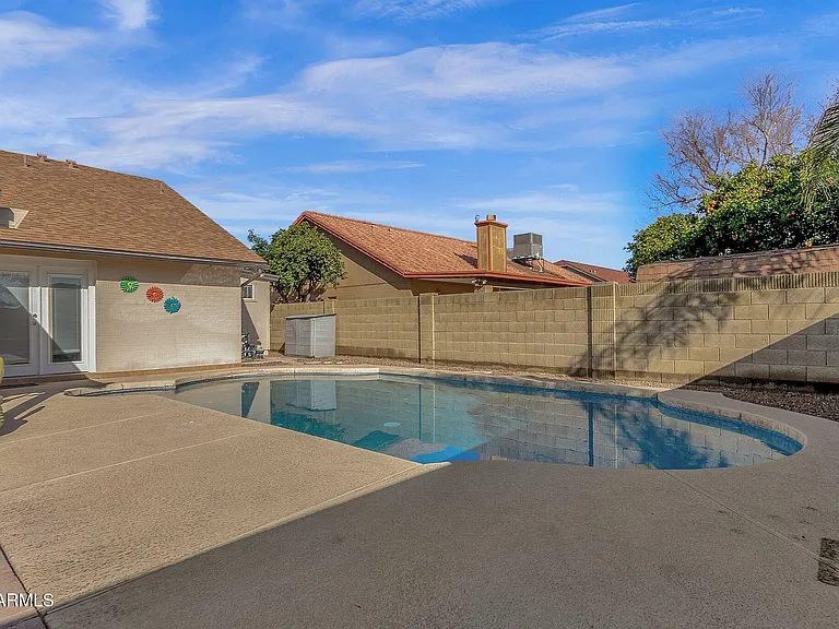 4307 E Karen Dr — Photo 41