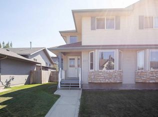 127 N Lyons Close, Red Deer, AB T4R 3P6
