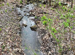 4 Westwoods Rd #2, Sharon, CT 06069