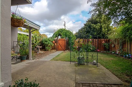 Burgoyne St, Mountain View — Photo 2