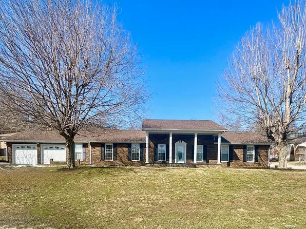 1431 Cedar Knoll Dr, Ashland, KY 41102