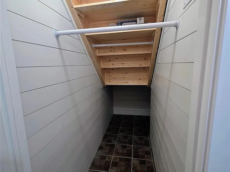334 Wooster Ave — Photo 32