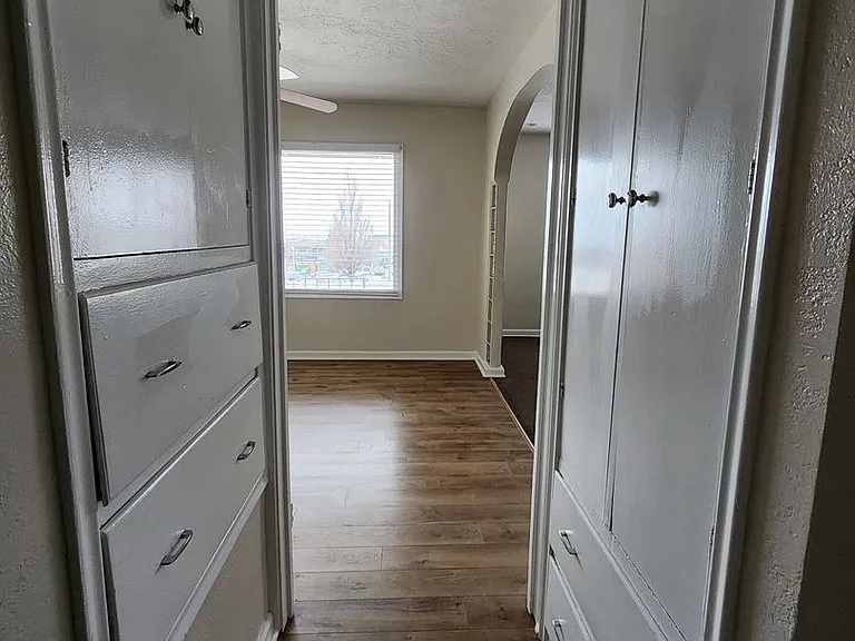 1401 S 1405 E #2300-E — Photo 12