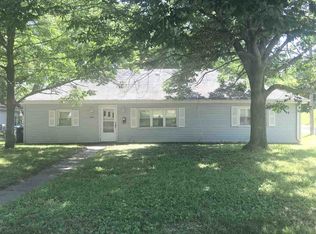 3301 Pershing Blvd, Clinton, IA 52732