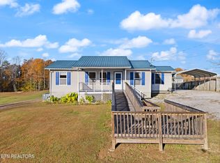 1706 Leatherwood Rd, Oneida, TN 37841