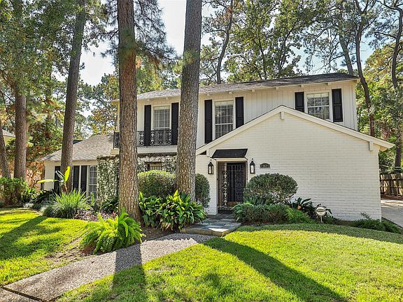 3rd image of 13623 Glen Erica Dr