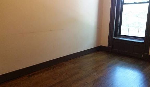 5th image of 627 Willoughby Ave