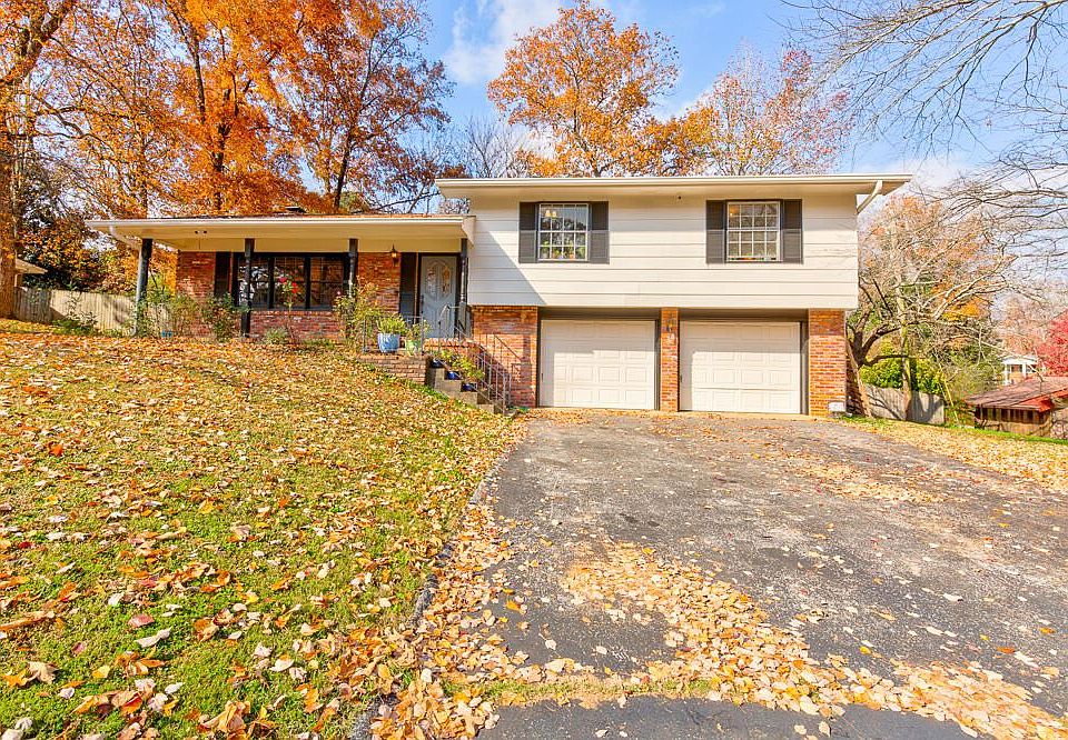 1st image of 9107 Villagewood Dr