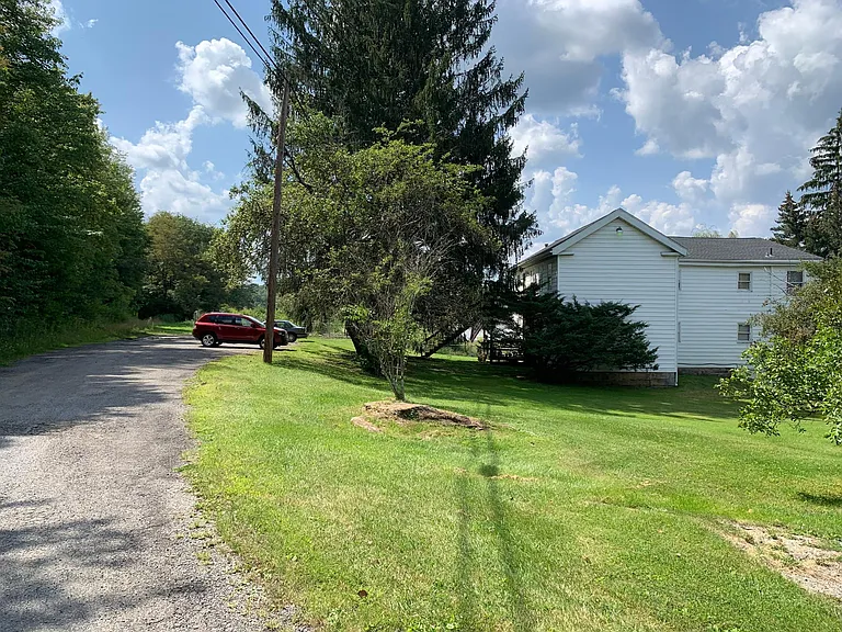 60 Truscott Ln #4 — Photo 5